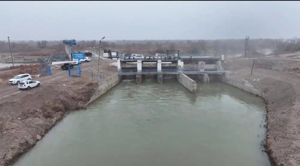 В Жамбылской области завершена первая за 40 лет механизированная очистка Фурмановского обводного канала (8)