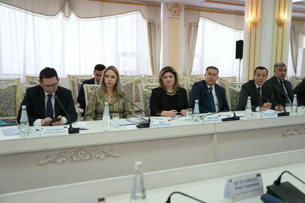 Министр юстиции Ерлан Сарсембаев принял участие в круглом столе «Антикоррупционная устойчивость и конституционные права человека: формула “Закон и Порядок”» (7)