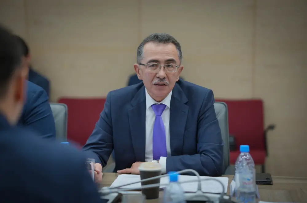 ПОДДЕРЖКА НАУКИ И ОБРАЗОВАНИЯ: ПОПЕЧИТЕЛЬСКИЙ СОВЕТ НОВОГО ЭНДАУМЕНТ-ФОНДА ПРОВЕЛ ПЕРВОЕ ЗАСЕДАНИЕ (6)