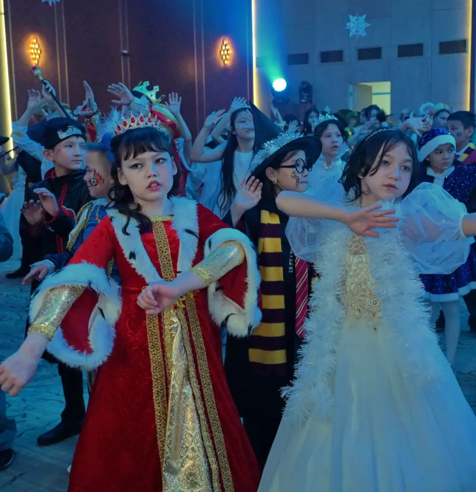 Новогодняя елка от имени Президента страны прошла в Павлодаре (9)