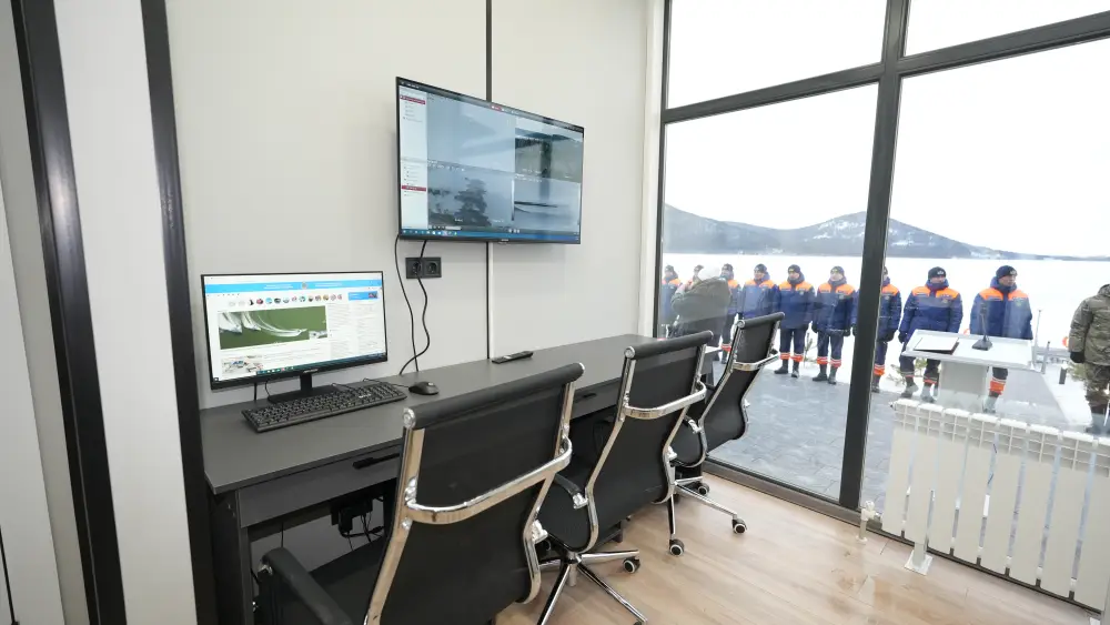 Глава МЧС открыл новую модульную спасательную станцию на берегу озера Имантау (3)