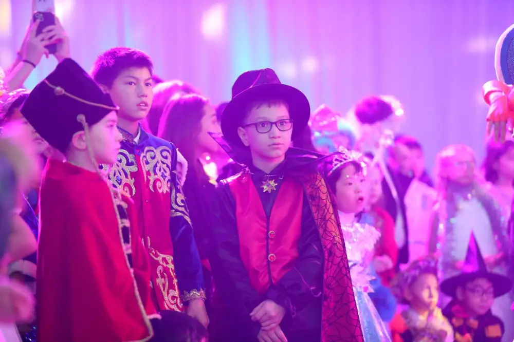 Президентская елка прошла для школьников Актюбинской области (7)