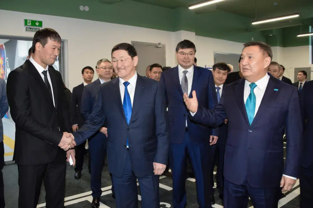 В г.Кокшетау Генеральный Прокурор открыл здание спортивного комплекса «Көкше Арена» (6)