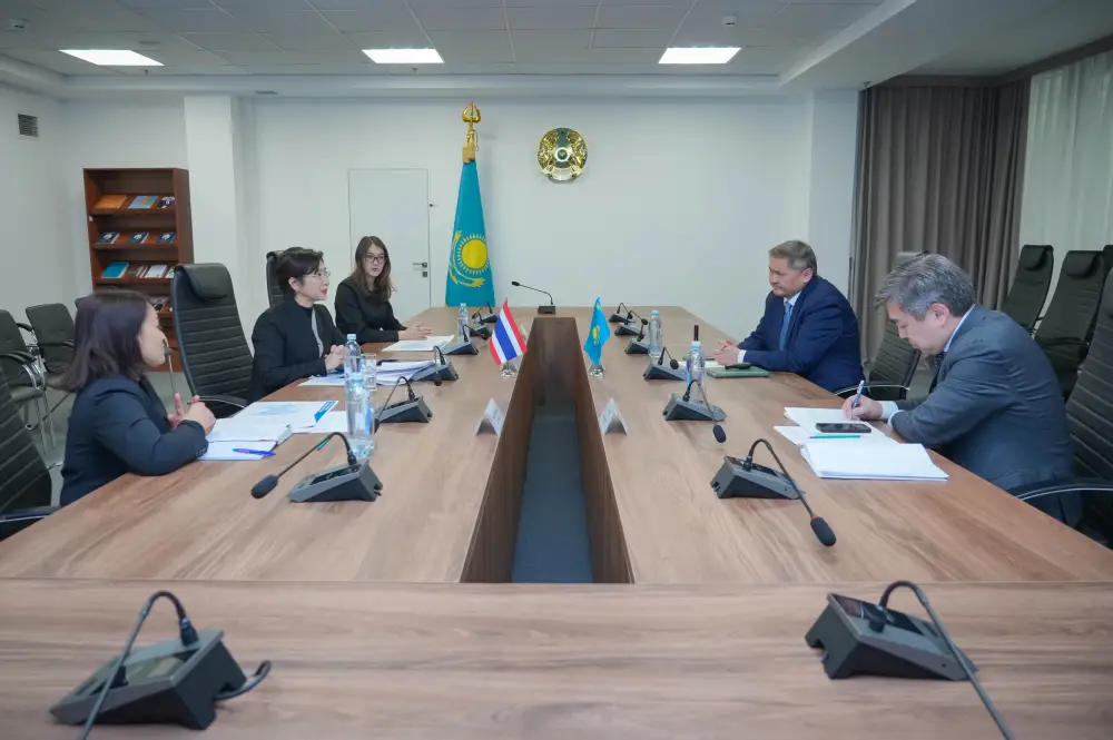 Казахстан укрепляет партнерство с Таиландом в сфере международного образования (4)