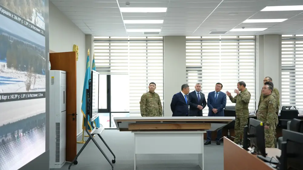 Руководство МЧС провело рабочую встречу с депутатами Сената Парламента (4)