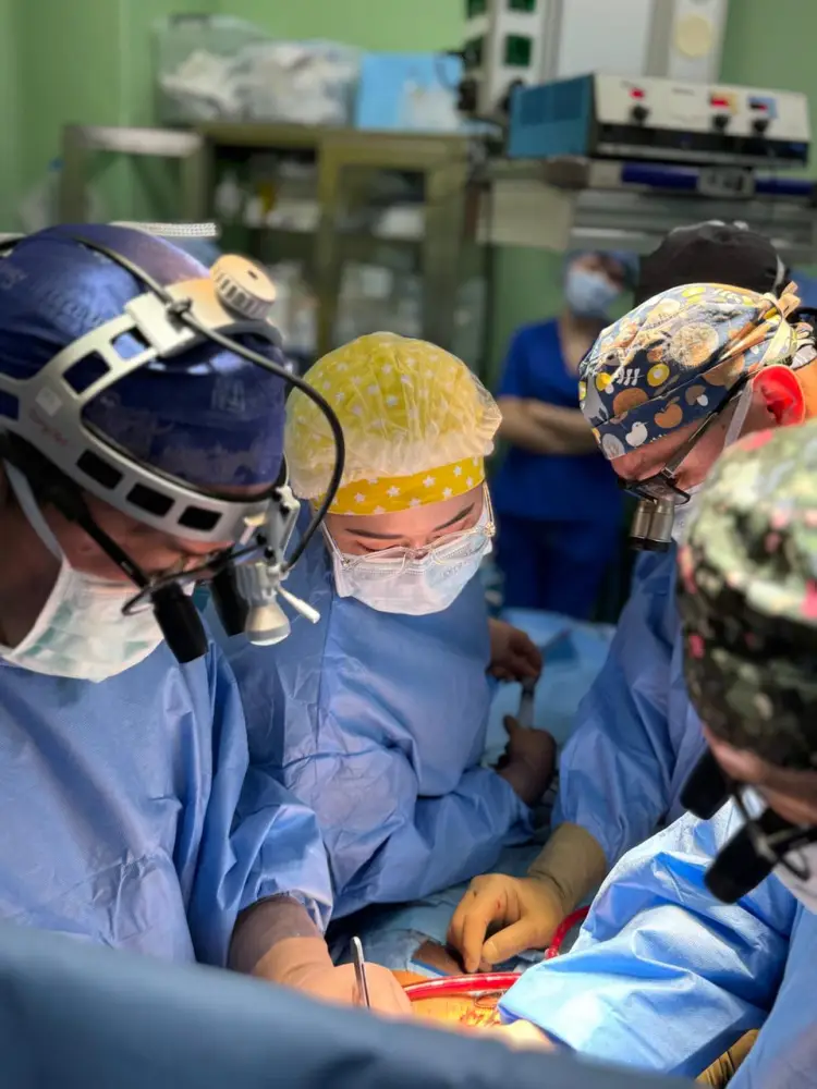 В Алматы выписали пациента после первой трансплантации сердца (4)