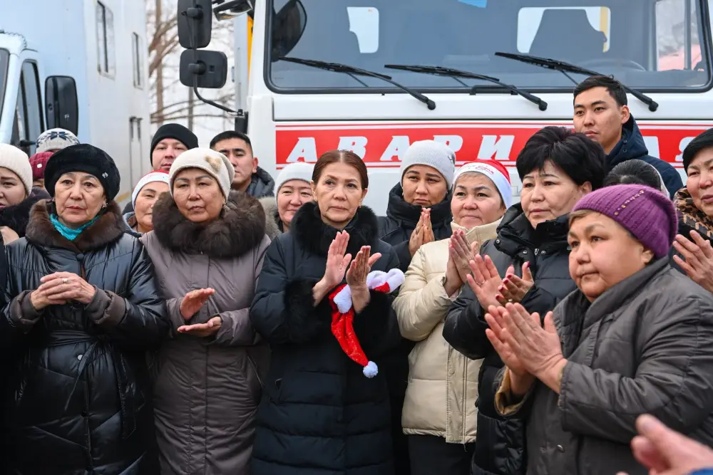 Глава региона встретился с сотрудниками «Қызылорда автобус паркі», «Қызылорда су жүйесі» (3)