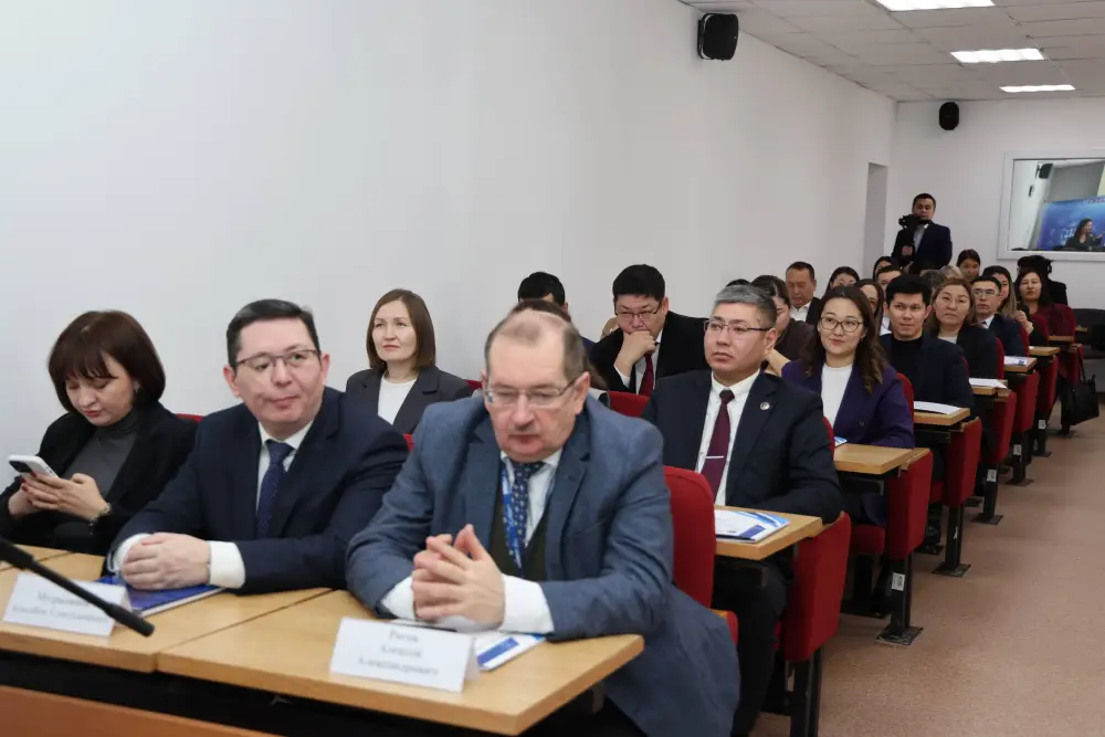 В Академии правосудия запущен интенсивный правовой тренинг для кандидатов в судьи (3)