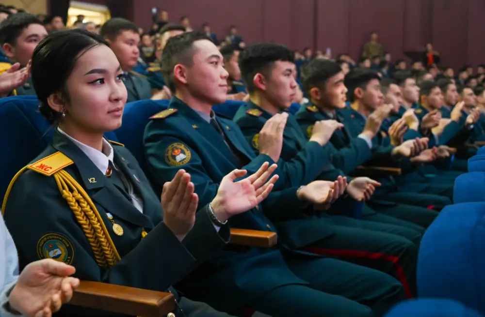 В Астане назвали лучших исполнителей военно-патриотической песни на фестивале «Жас сарбаз» (6)