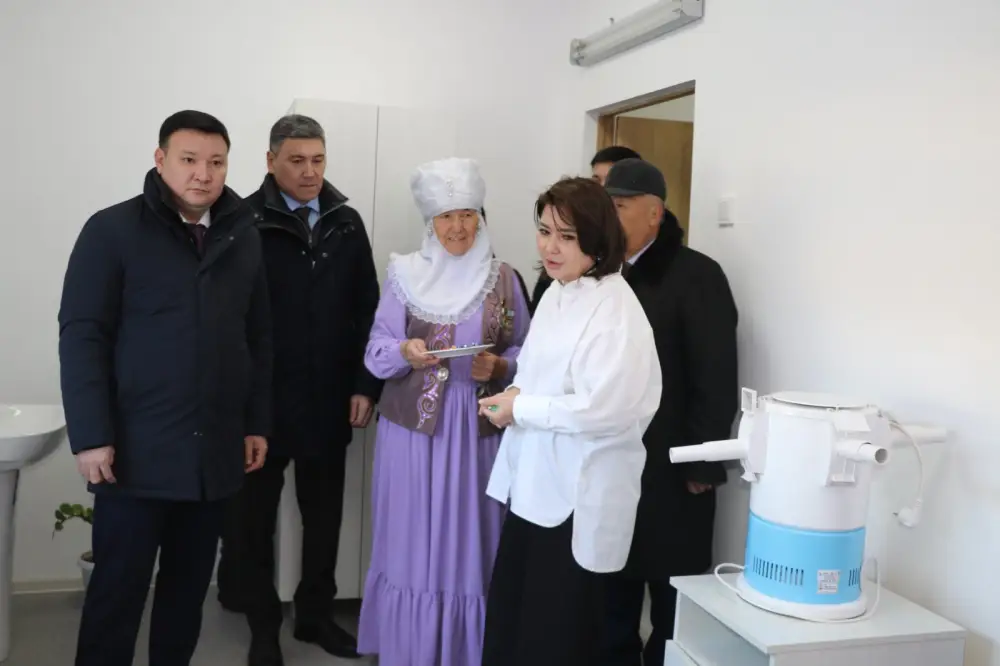ТУРКЕСТАН: В СЕЛЕ КЫЗЫЛБАСТАУ ТЮЛЬКУБАССКОГО РАЙОНА ВВЕДЕН В ЭКСПЛУАТАЦИЮ НОВЫЙ МЕДИЦИНСКИЙ ПУНКТ (2)