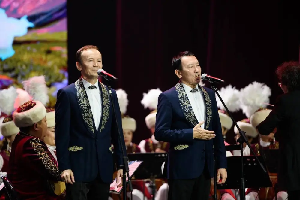 В Мангистау состоялся гала-концерт, посвящённый 50-летию областной филармонии (8)