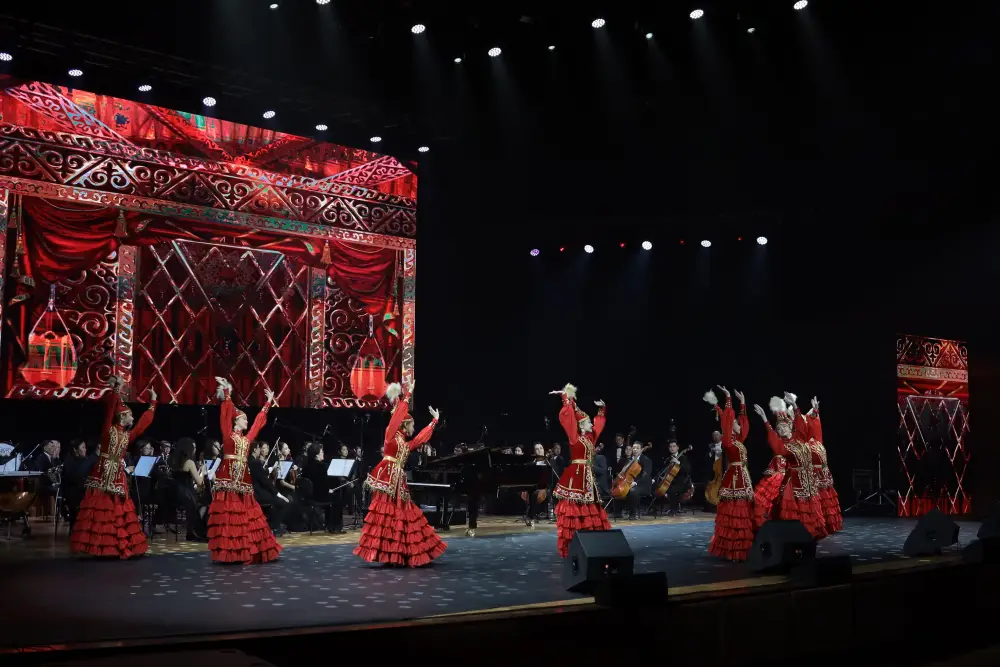 В Астане прошел авторский вечер «Өмір желі» Серика Еркимбекова (3)