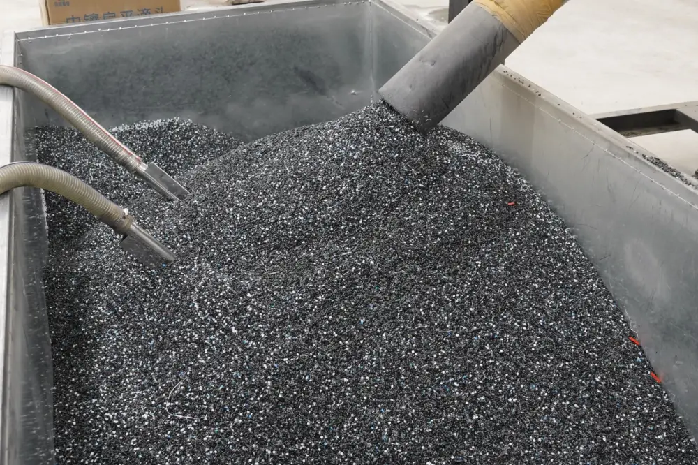 В ТУРКЕСТАНСКОЙ ОБЛАСТИ ЗАПУЩЕНО ПРЕДПРИЯТИЕ ПО ПРОИЗВОДСТВУ УСТРОЙСТВ КАПЕЛЬНОГО ОРОШЕНИЯ И ЛЕНТ ДЛЯ ПОЛИВА (3)