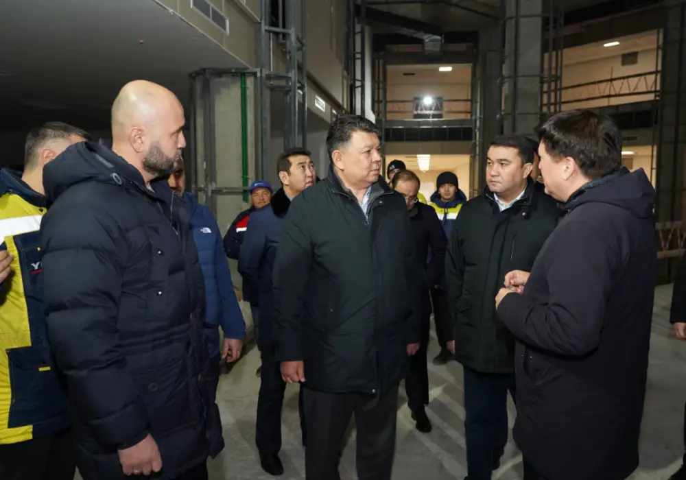 СТРОИТЕЛЬСТВО МНОГОПРОФИЛЬНОЙ БОЛЬНИЦЫ НА 570 МЕСТ В ТУРКЕСТАНЕ НАХОДИТСЯ ПОД КОНТРОЛЕМ (2)