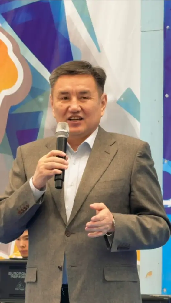 Госслужащие ВКО заменили новогодние корпоративы на спортивные состязания (2)