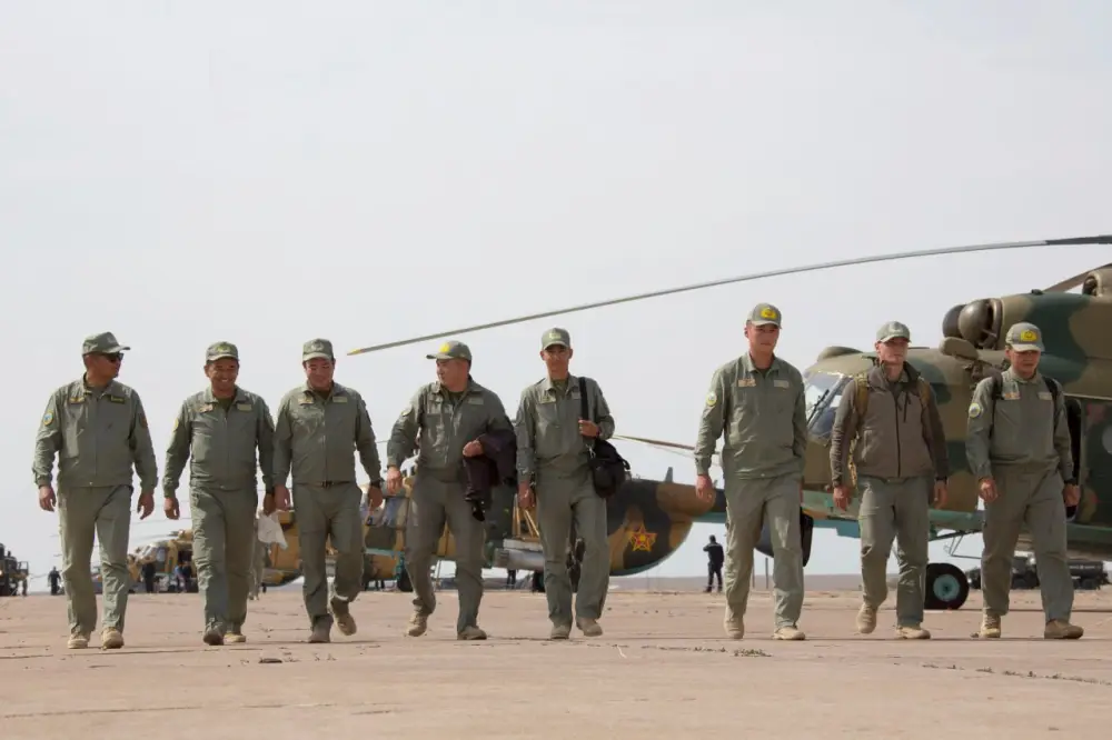 Сегодня в Казахстане отмечают День армейской авиации (2)