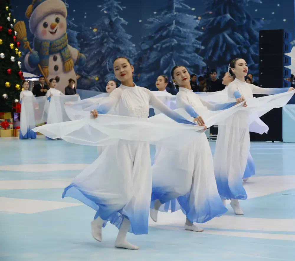 Полный чудес Новый год: в Жетісу на Президентской елке детей порадовал искусственный интеллект (5)