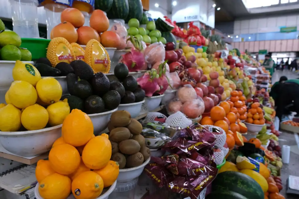 СПК «Алматы» напоминает о трёхдневном режиме работы ярмарок выходного дня в преддверии Нового года (3)