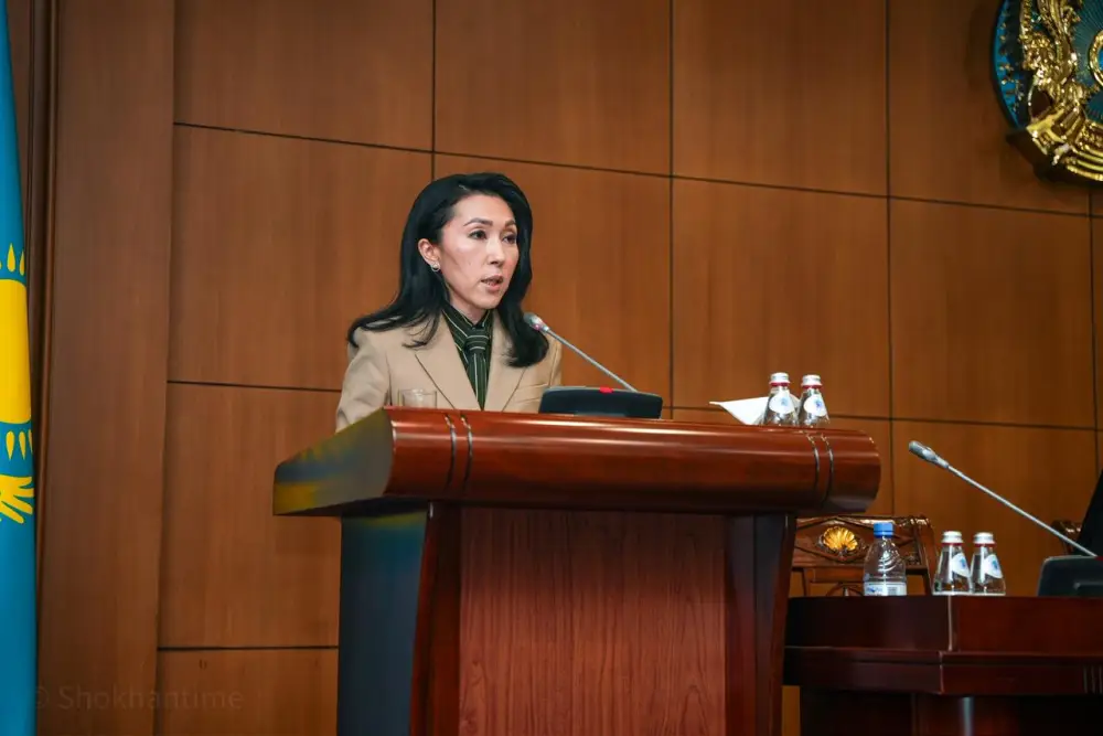 Под председательством Министра юстиции Республики Казахстан Ерлана Сарсембаева состоялось расширенное заседание коллегии Министерства юстиции (5)