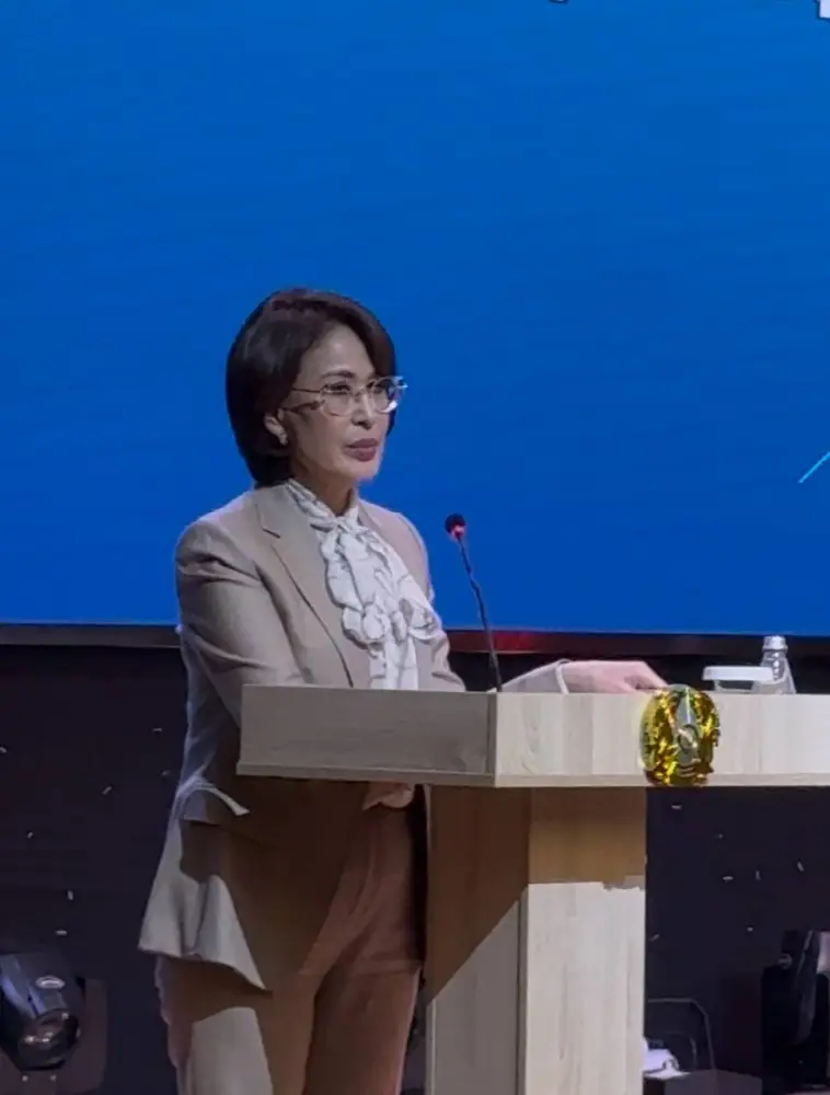 ГЛАВА МИНЗДРАВА ПРОИНФОРМИРОВАЛА ЖИТЕЛЕЙ АЛМАТЫ О МЕРАХ ПО УЛУЧШЕНИЮ МЕДПОМОЩИ (5)