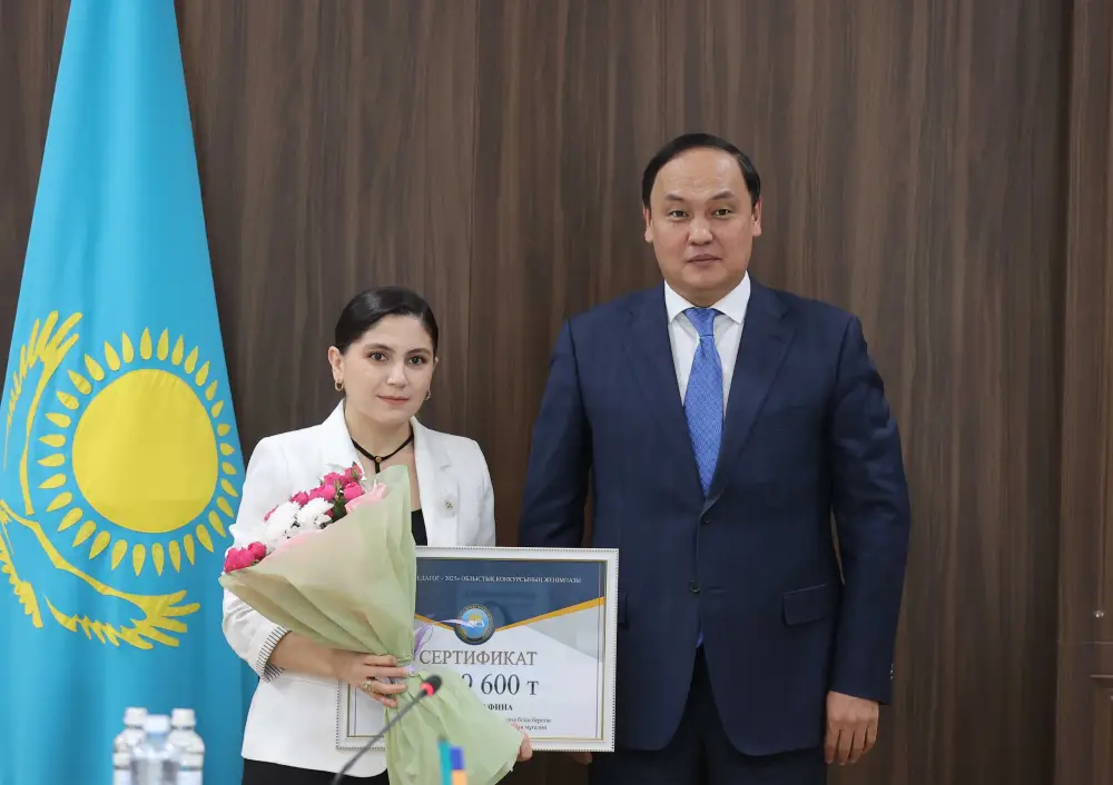 Лучших педагогов наградили в Жамбылской области (8)