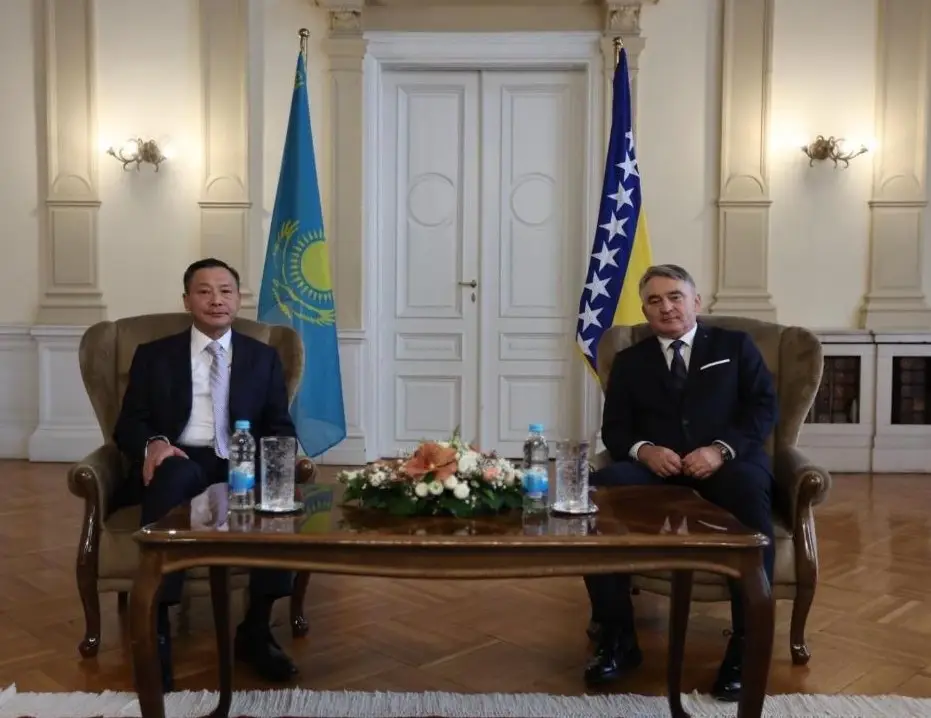 Посол Казахстана вручил верительные грамоты Председателю Президиума Боснии и Герцеговины (2)