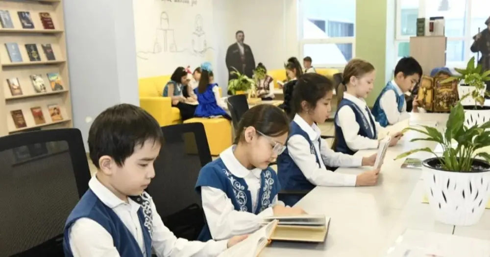 Открытая в Астане школа «Келешек мектебі» решила проблему трех смен в двух образовательных учреждениях (5)