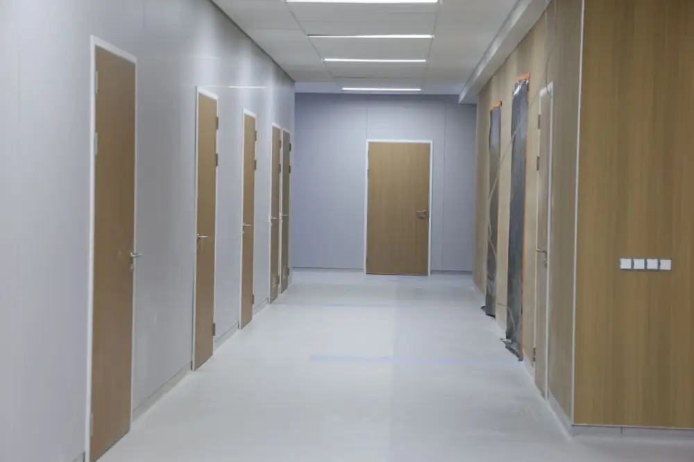 В Косшы завершается строительство поликлиники на 1000 посещений в сутки (8)