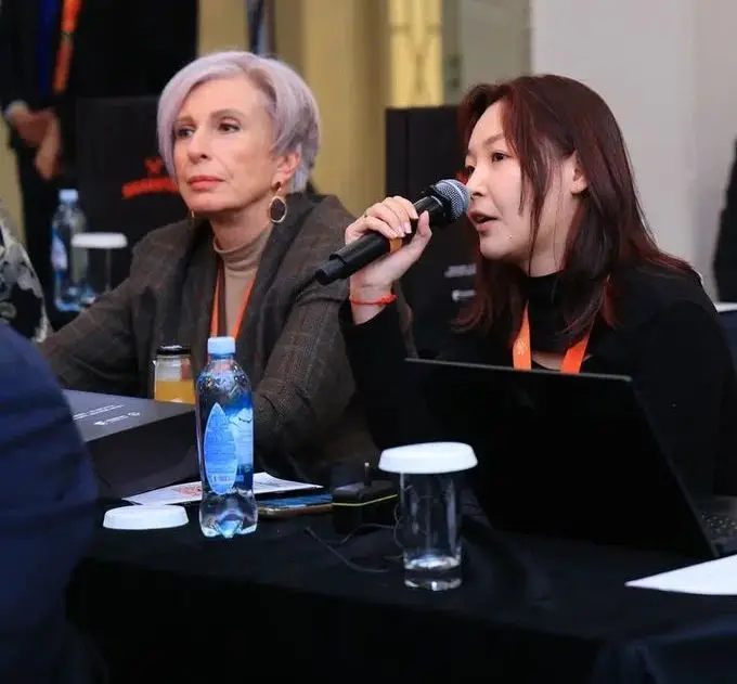 Футбольный клуб «Шахтёр» возглавил титулованный казахстанский тренер Дмитрий Огай (6)