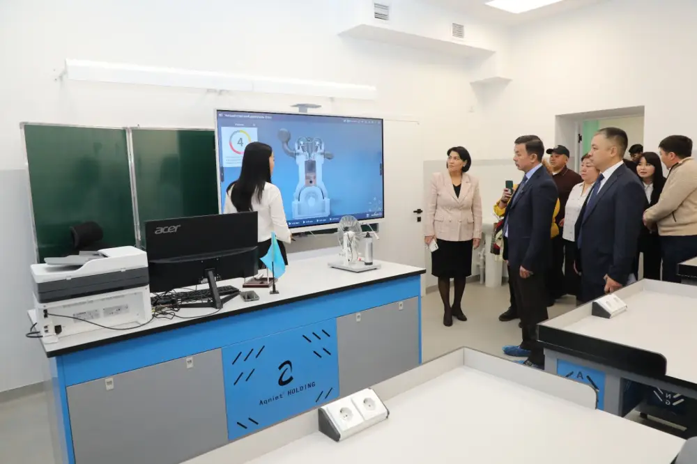 В Алматы состоялось техническое открытие объектов образования (3)