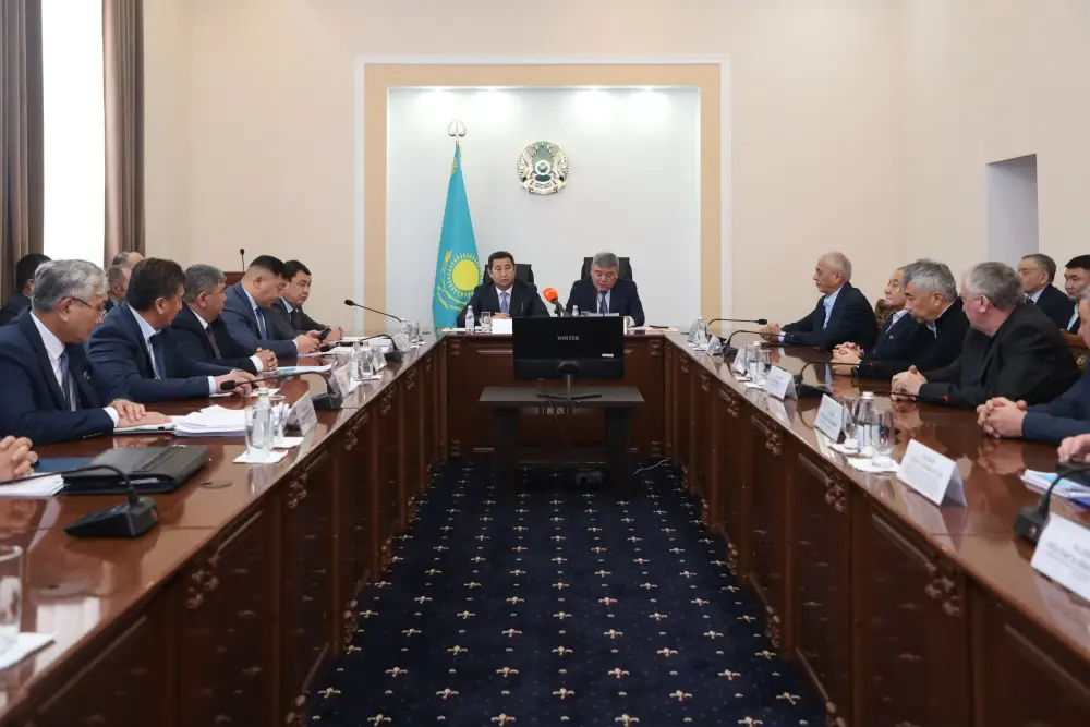 Айдарбек Сапаров провел встречу с аграриями Северо-Казахстанской области (5)