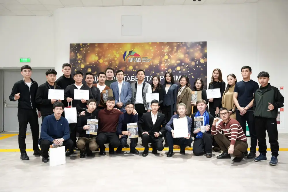 Историко-познавательные интеллектуальные игры в честь Дня Независимости прошли в Астане (6)