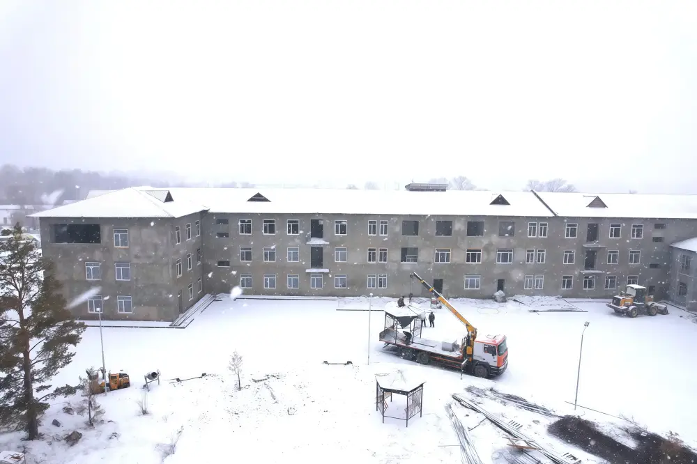 Бейбит Исабаев раскритиковал темпы ремонта Аксуской районной больницы (5)