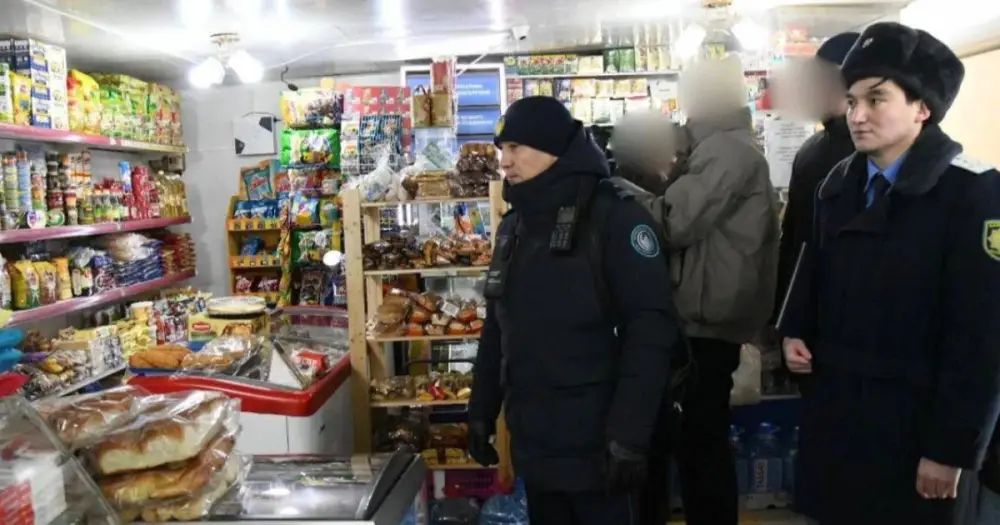 «Закон и порядок»: в столице выявили и наказали владельца магазина, продававшего спиртные напитки без лицензии (2)