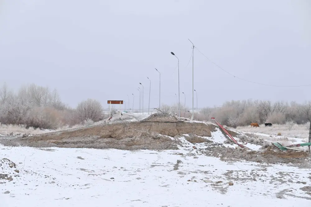 Мост, ведущий к мавзолею «Козы Корпеш – Баян сұлу», будет отремонтирован (2)