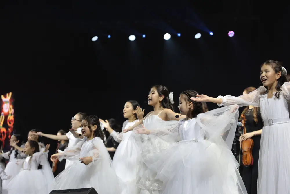 В Астане прошел авторский вечер «Өмір желі» Серика Еркимбекова (2)