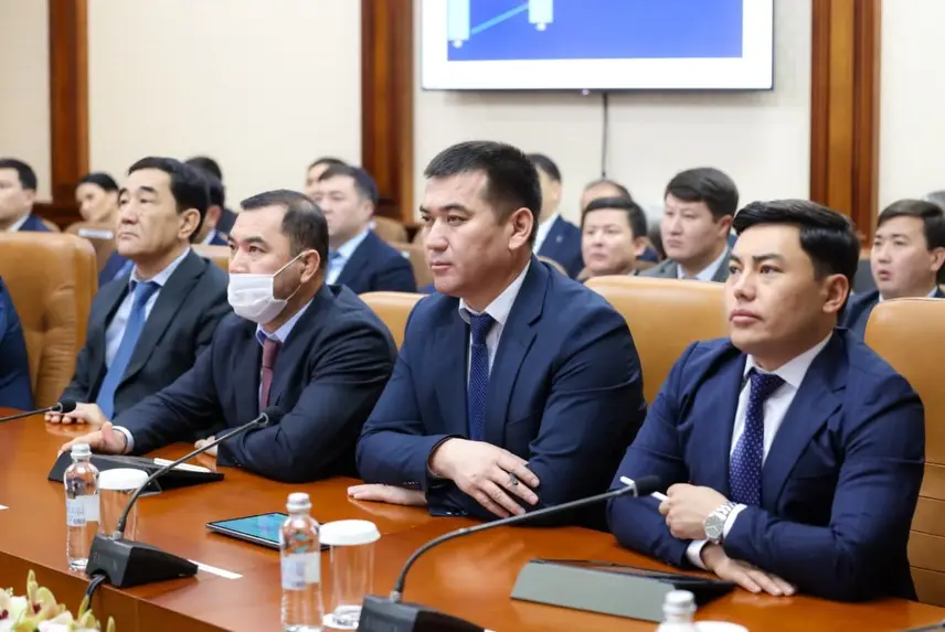 АППАРАТНОЕ СОВЕЩАНИЕ В ШЫМКЕНТЕ: РАССМОТРЕНЫ АКТУАЛЬНЫЕ ВОПРОСЫ (3)