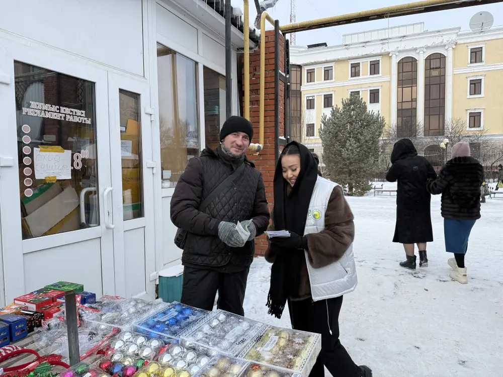 В Уральске в рамках экологической акции «Таза Қазақстан» проведены разъяснительные работы (3)
