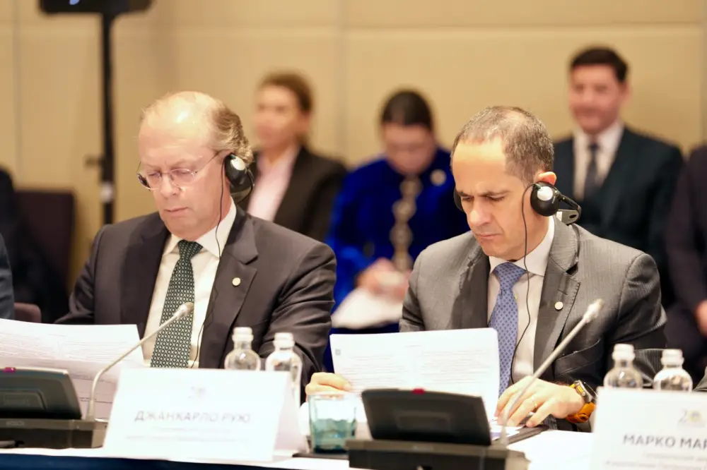 Министр энергетики озвучил ключевые направления сотрудничества на Совете Ассоциации KAZENERGY (3)