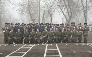 Военная присяга солдат бригады противовоздушной обороны в Шымкенте