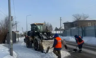 Астана mobilизирует более 3000 единиц спецтехники для борьбы со снегом