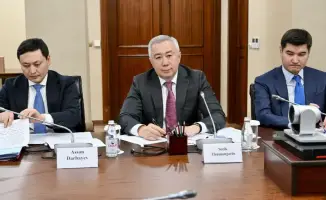 Серик Жумангарин и генеральный директор Азиатского банка развития обсудили 30-летнее сотрудничество и поддержку Казахстана