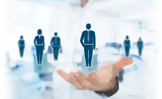 296 тыс. шансов на трудоустройство: кто в игре?