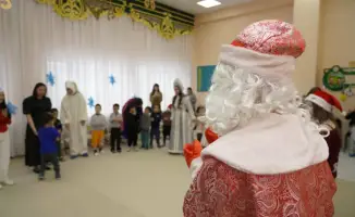 Снежное волшебство: новогодний утренник для особенных детей в столичном саду