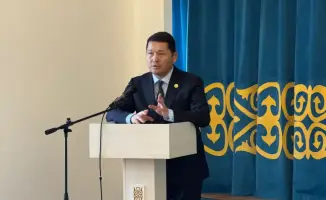 Уникальная выставка документов о Бауыржане в Алматы