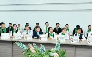 Аким области поддержал одарённых школьников, назначив именные стипендии призёрам международных олимпиад