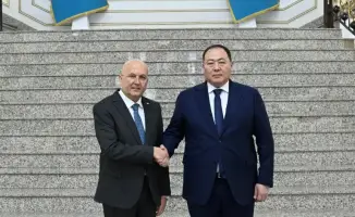 В Астане состоялась встреча заместителя министра иностранных дел Казахстана с послом Таджикистана