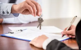 В ноябре 2025 года сделки купли-продажи жилья упали на 3,1% по сравнению с октябрем