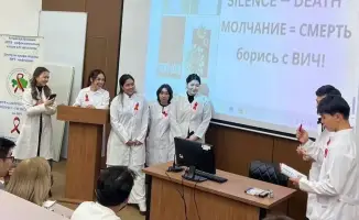 Акции, разъяснения и лекции: месячник ко Всемирному дню борьбы со СПИДом продолжается в Астане