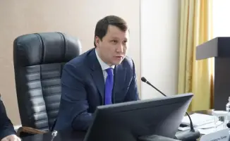 Обсуждение новых технологий и поддержки агропромышленности на встрече Ермека Кенжеханұлы с жителями Акмолинской области